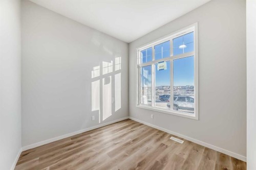 1058 Sawgrass Link Nw, Airdrie, AB - Indoor Photo Showing Other Room