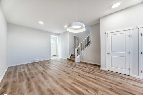 1058 Sawgrass Link Nw, Airdrie, AB - Indoor Photo Showing Other Room