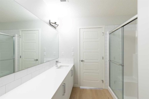 5403-20295 Seton Way Se, Calgary, AB - Indoor Photo Showing Bathroom