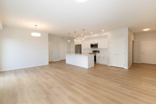 5403-20295 Seton Way Se, Calgary, AB - Indoor Photo Showing Kitchen With Upgraded Kitchen