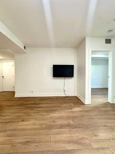 607 Confluence Way Se, Calgary, AB 