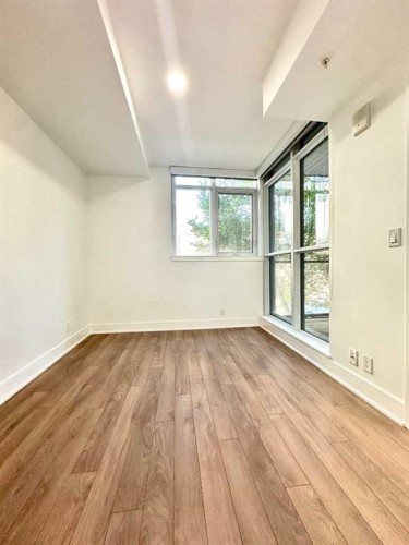 607 Confluence Way Se, Calgary, AB 