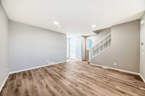1054 Sawgrass Link Nw, Airdrie, AB - Indoor Photo Showing Other Room