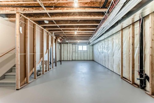 1054 Sawgrass Link Nw, Airdrie, AB - Indoor