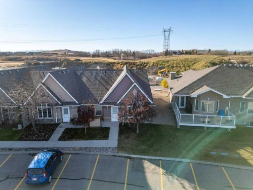 13-24 River Heights View, Cochrane, AB - Outdoor