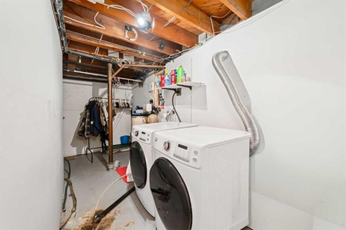2219 40 Street Se, Calgary, AB - Indoor Photo Showing Laundry Room