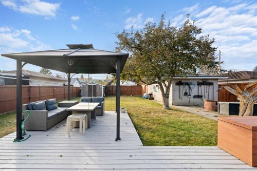 2219 40 Street Se, Calgary, AB - Outdoor With Deck Patio Veranda