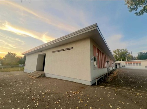 5007 21 Avenue Nw, Calgary, AB - Outdoor With Exterior