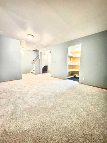 123 Silverstone Road Nw, Calgary, AB - Indoor