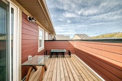 259 cranbrook Square SE Calgary, AB T3M 3K8