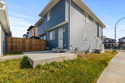 281 Creekside Boulevard Sw, Calgary, AB - Outdoor