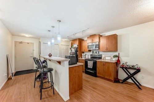 2212-700 Willowbrook Road Nw, Airdrie, AB - Indoor Photo Showing Kitchen