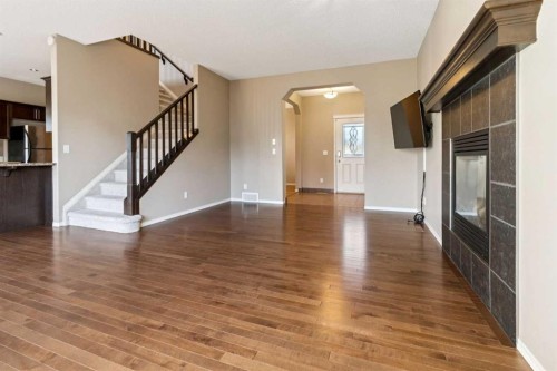 34 Kingsland Close, Airdrie, AB - Indoor
