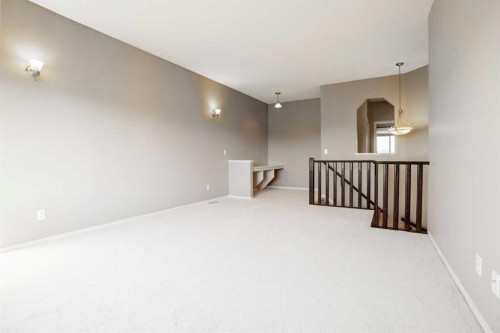 34 Kingsland Close, Airdrie, AB - Indoor Photo Showing Other Room