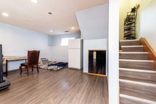 70 Martindale Boulevard Ne, Calgary, AB - Indoor Photo Showing Other Room