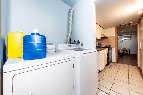70 Martindale Boulevard Ne, Calgary, AB - Indoor Photo Showing Laundry Room