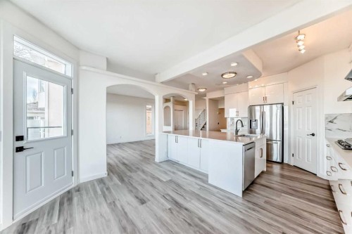 50 Hampstead Terrace Nw, Calgary, AB - Indoor Photo Showing Kitchen With Upgraded Kitchen