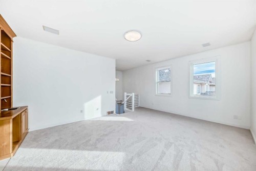 50 Hampstead Terrace Nw, Calgary, AB - Indoor Photo Showing Other Room