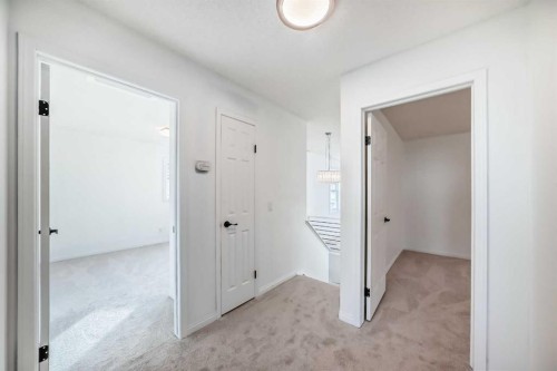 50 Hampstead Terrace Nw, Calgary, AB - Indoor Photo Showing Other Room