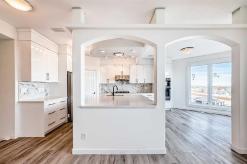 50 Hampstead Terrace Nw, Calgary, AB - Indoor Photo Showing Kitchen