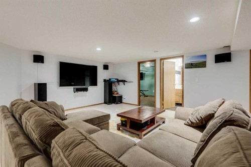 27 Elk Valley Place, Bragg Creek, AB - Indoor