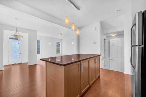 41 Cityscape Avenue Ne, Calgary, AB - Indoor Photo Showing Kitchen