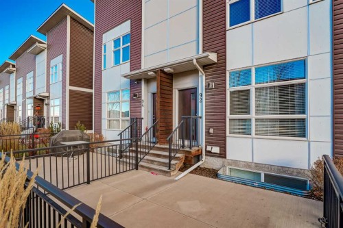 92 Walden Lane Se, Calgary, AB - Outdoor