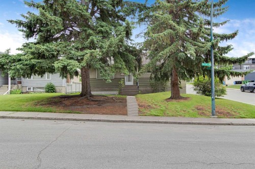 604 56 Avenue Sw, Calgary, AB - Outdoor