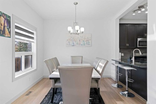 105 Everhollow Rise Sw, Calgary, AB - Indoor Photo Showing Dining Room