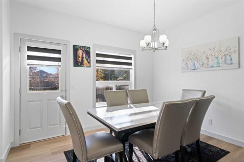 105 Everhollow Rise Sw, Calgary, AB - Indoor Photo Showing Dining Room