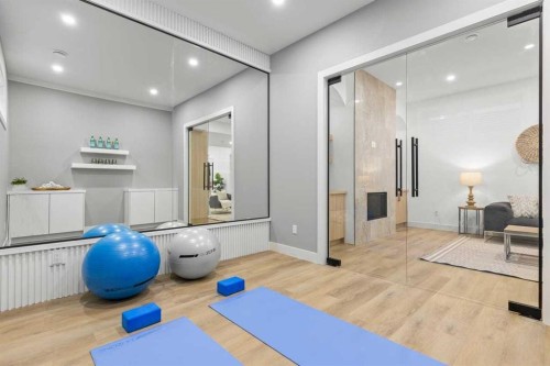 407 Patterson Boulevard Sw, Calgary, AB - Indoor Photo Showing Other Room