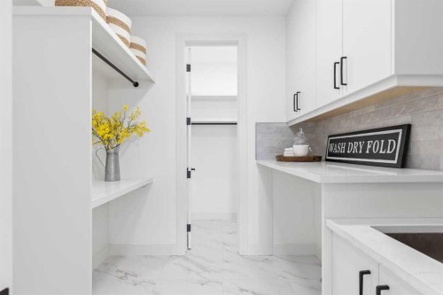 407 Patterson Boulevard Sw, Calgary, AB - Indoor