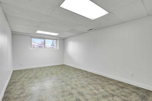 10831 5 Street Sw, Calgary, AB - Indoor