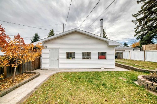 627 Seymour Avenue Sw, Calgary, AB - Outdoor