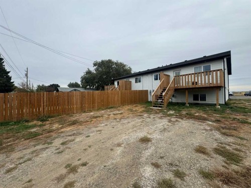 5105 40 Avenue, Taber, AB - Outdoor With Deck Patio Veranda