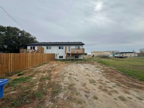 5105 40 Avenue, Taber, AB - Outdoor