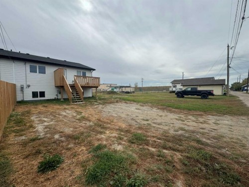 5105 40 Avenue, Taber, AB - Outdoor
