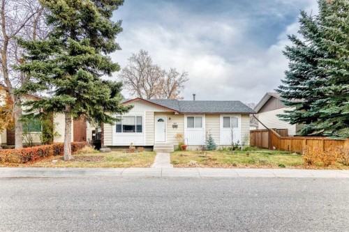 363 Templeside Circle Ne, Calgary, AB - Outdoor With Facade