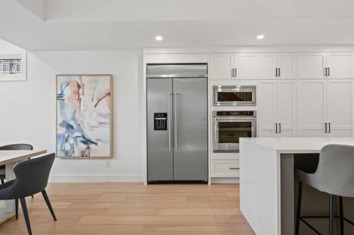 2518 16B Street Sw, Calgary, AB - Indoor