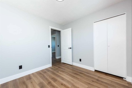 13 Martingrove Court Ne, Calgary, AB - Indoor Photo Showing Other Room