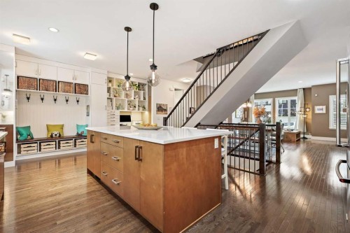 96 Beny-Sur-Mer Road Sw, Calgary, AB - Indoor