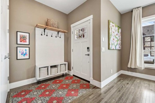 96 Beny-Sur-Mer Road Sw, Calgary, AB - Indoor Photo Showing Other Room