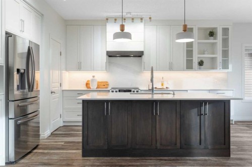 248 Ranch Close, Strathmore, AB - Indoor Photo Showing Kitchen With Upgraded Kitchen