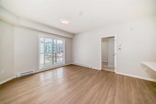 2206-33 Carringham Gate Nw, Calgary, AB - Indoor Photo Showing Other Room