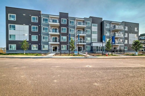 2206-33 Carringham Gate Nw, Calgary, AB - Outdoor With Balcony With Facade