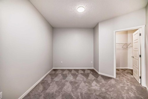2206-33 Carringham Gate Nw, Calgary, AB - Indoor Photo Showing Other Room