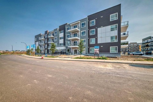2206-33 Carringham Gate Nw, Calgary, AB - Outdoor With Balcony