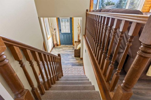 1018 10 Avenue Se, High River, AB - Indoor Photo Showing Other Room