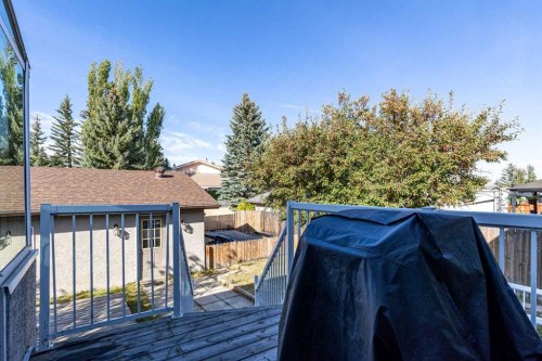 1018 10 Avenue Se, High River, AB - Outdoor With Deck Patio Veranda