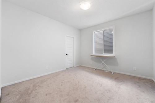 633 Windrow Manor Sw, Airdrie, AB - Indoor Photo Showing Other Room